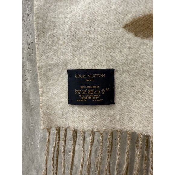 LOUIS VUITTON Monogram Reversible 100% Cashmere Scarf In Cream & Caramel Made In - Picture 4 of 8